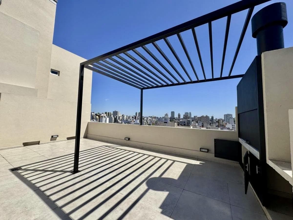2-ROOM DUPLEX APARTMENT FOR SALE IN CABALLITO WITH AMENITIES