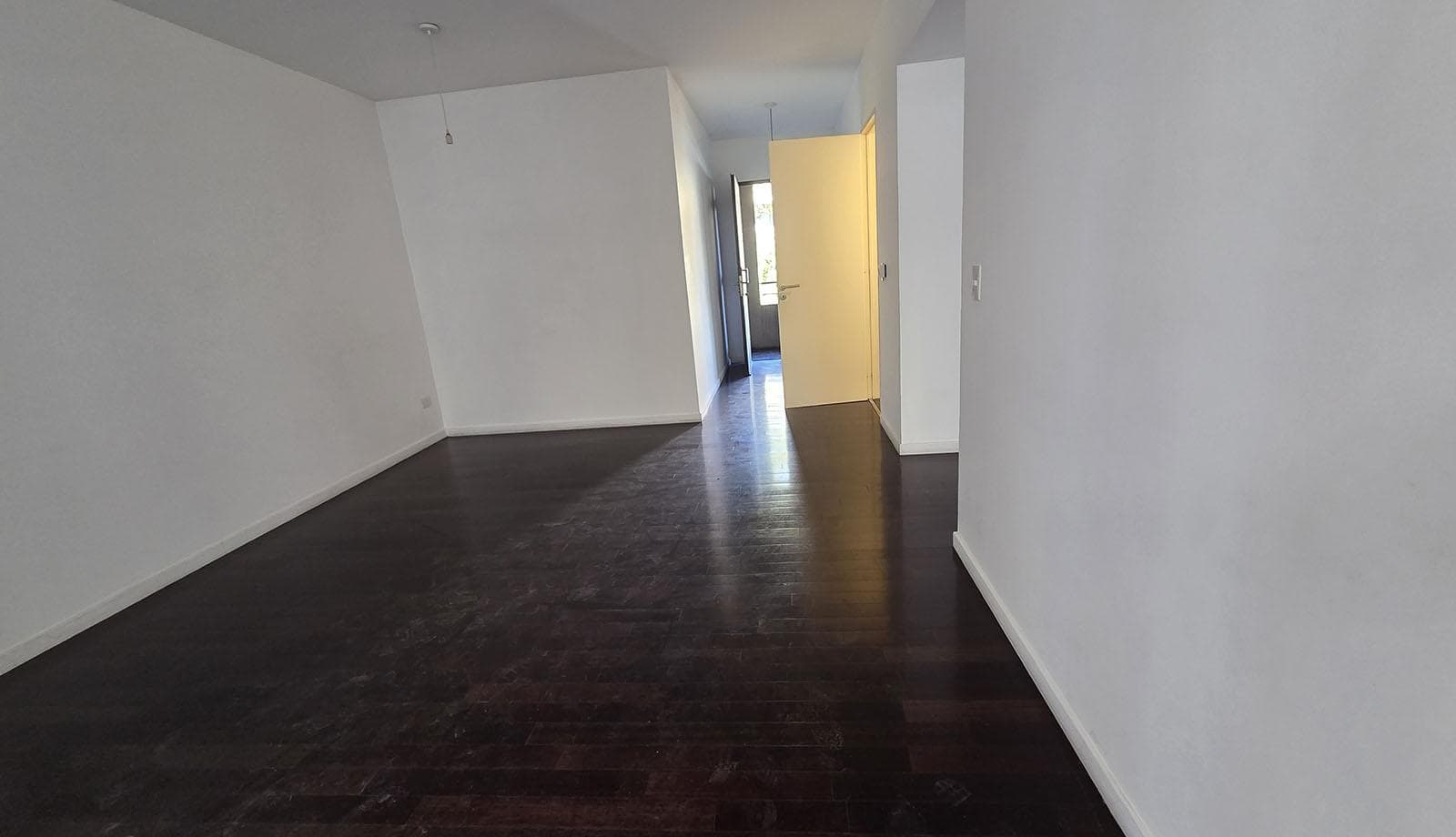 FOR SALE WITH RENTAL INCOME: 2-room apartment with balcony and garage, Rincon de Milberg, Tigre