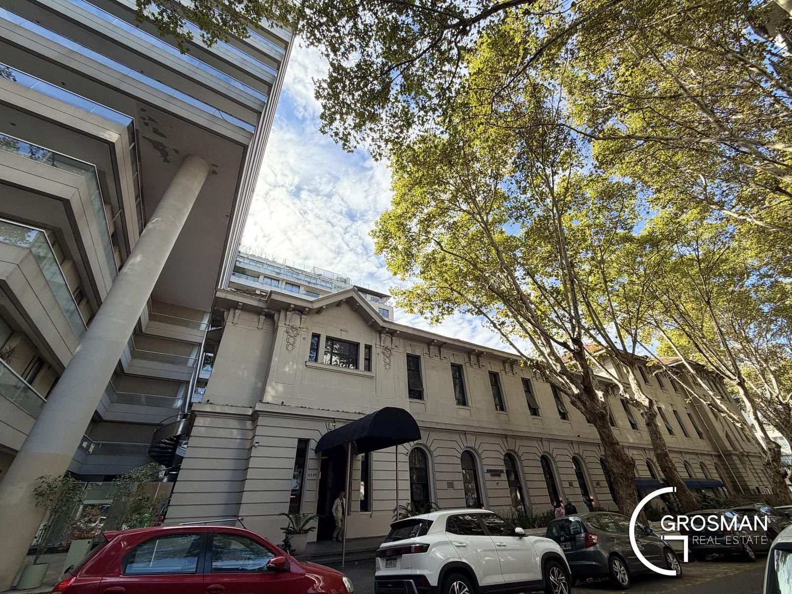 3-Bedroom Apartment for Rent with Garage and Terrace Balcony at Live Hotel, Palermo Hollywood!