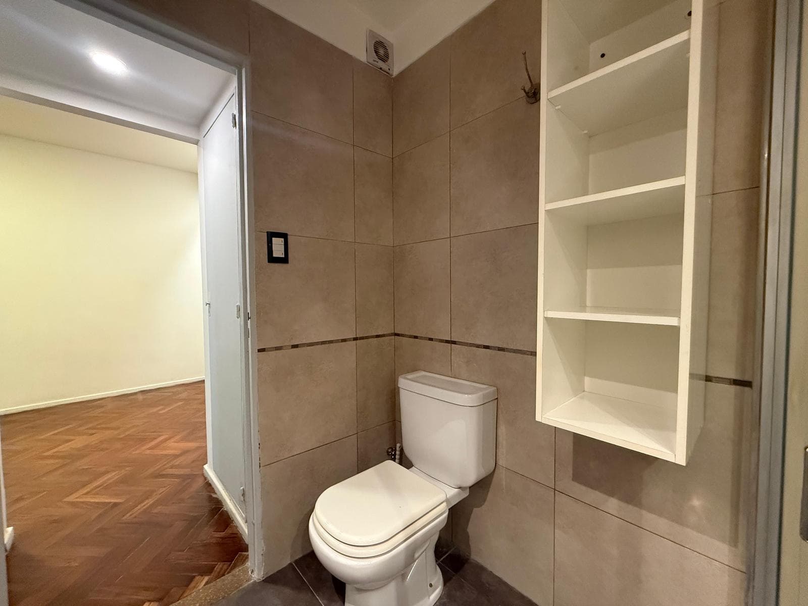 2-Room Apartment for Sale in Recoleta