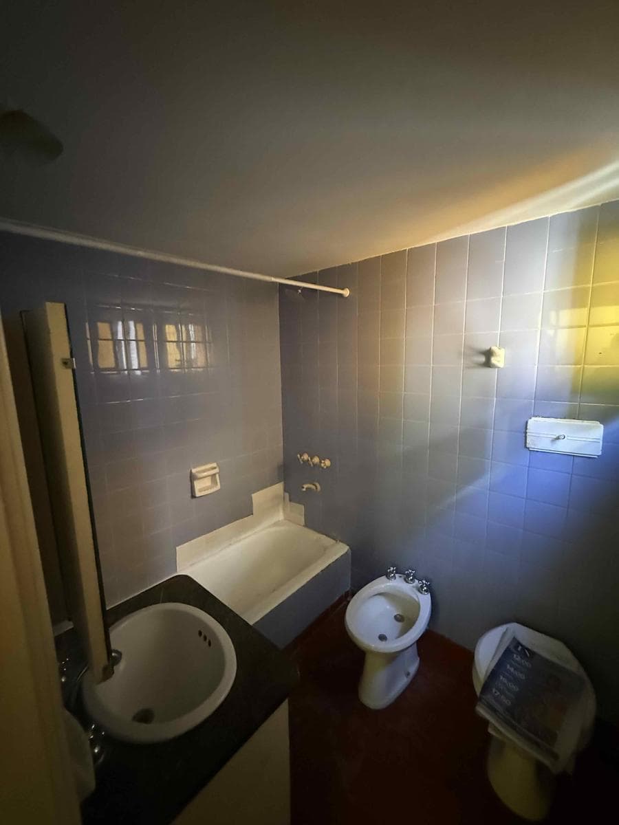 House in Maschwitz Club