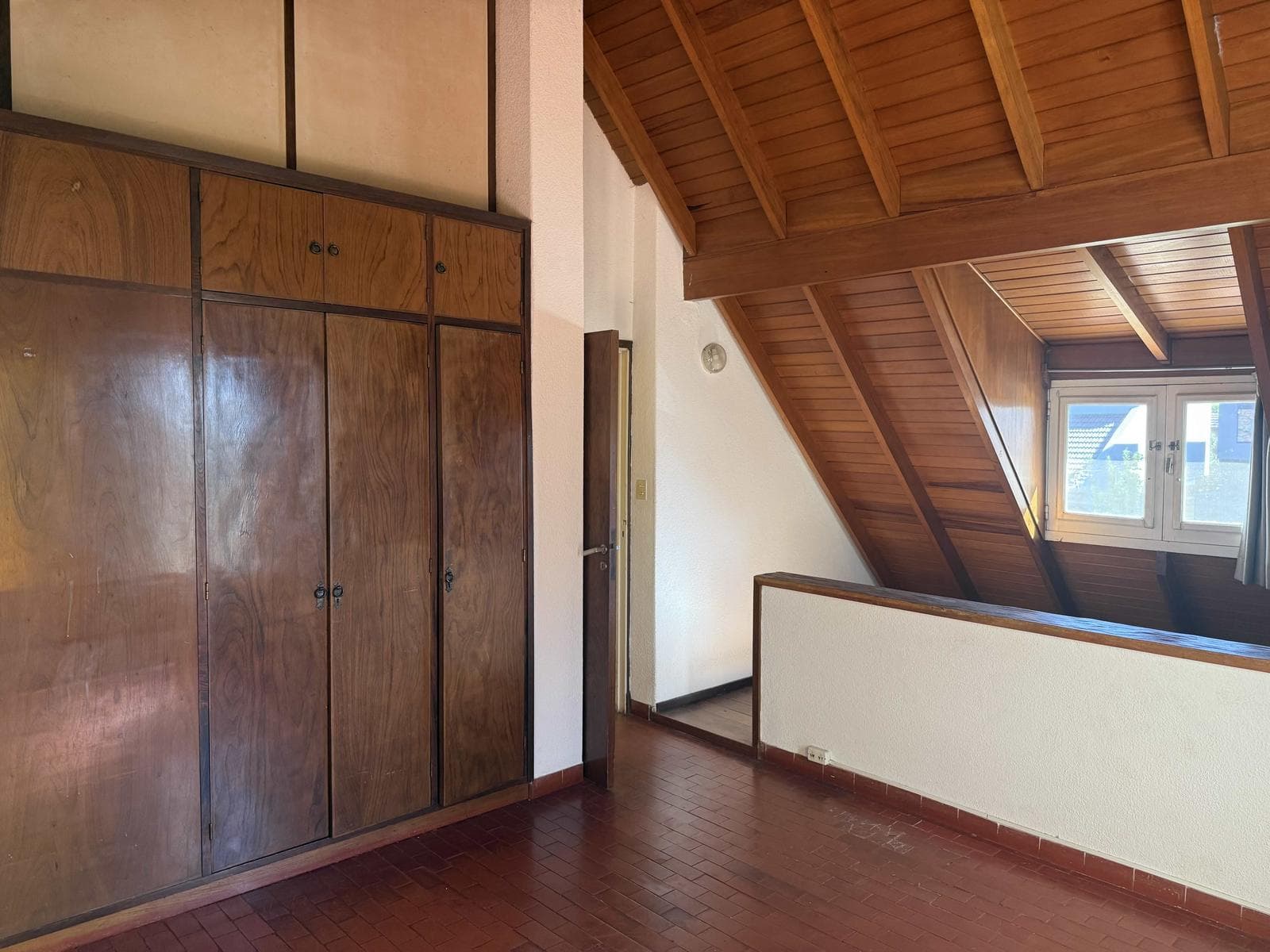 House in Maschwitz Club