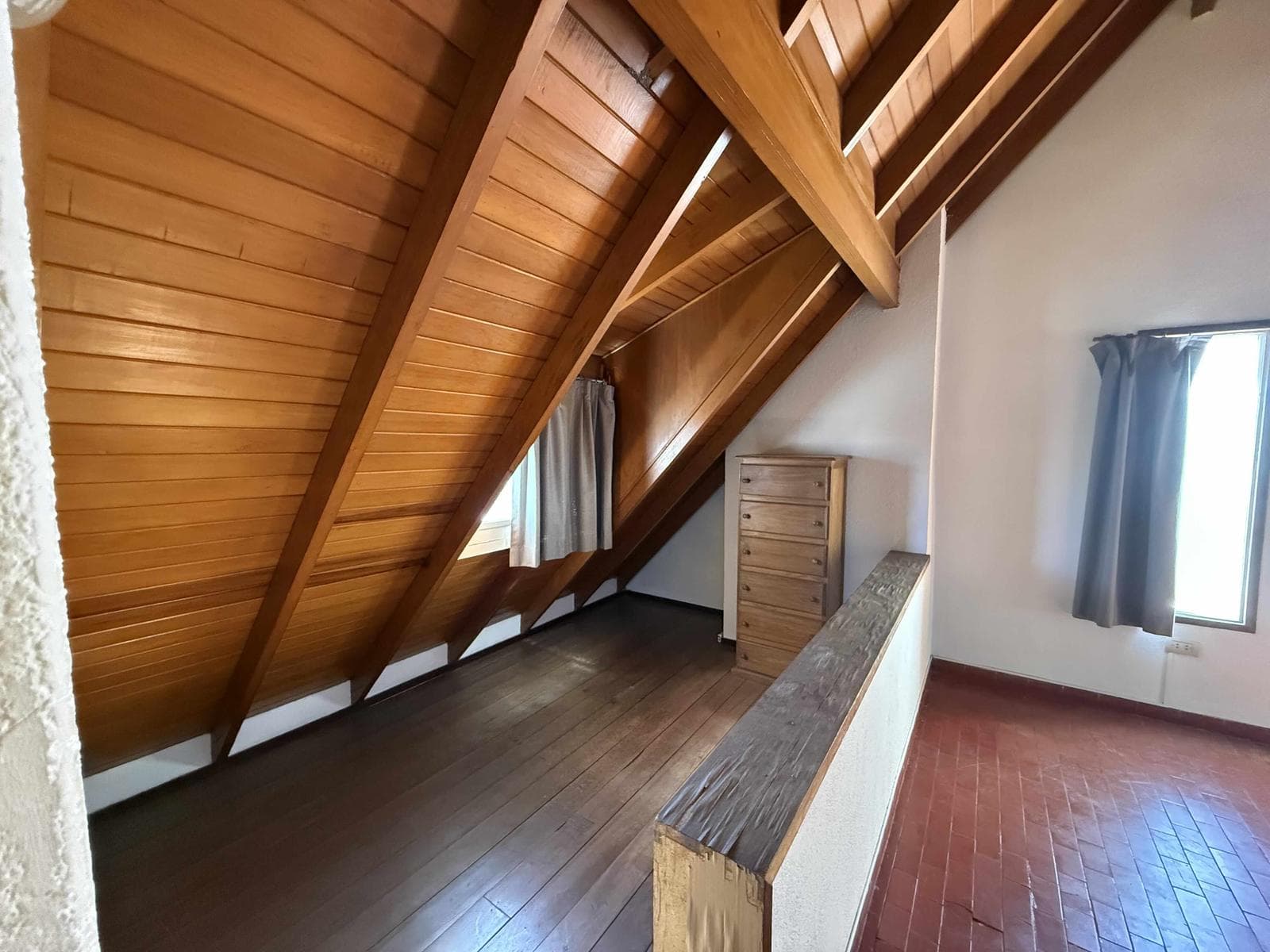 House in Maschwitz Club