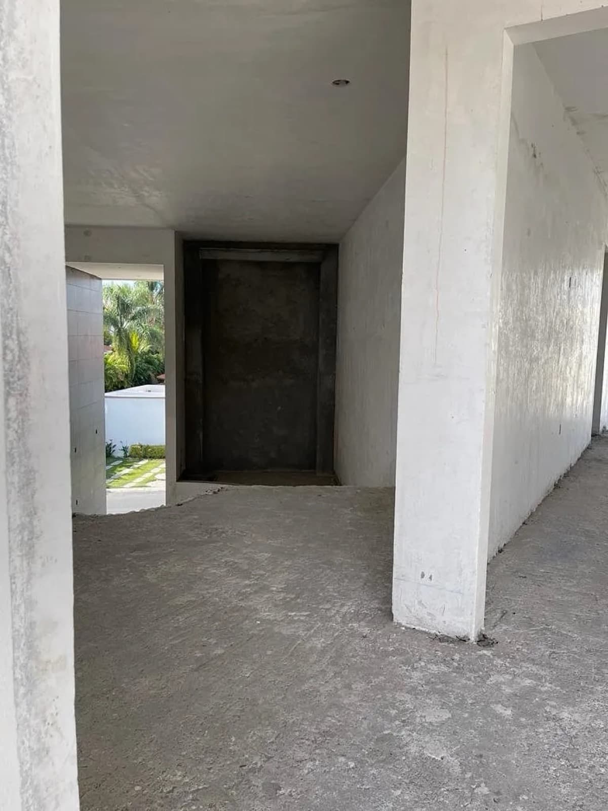 House for Sale in Lomas de Cocoyoc, Morelos