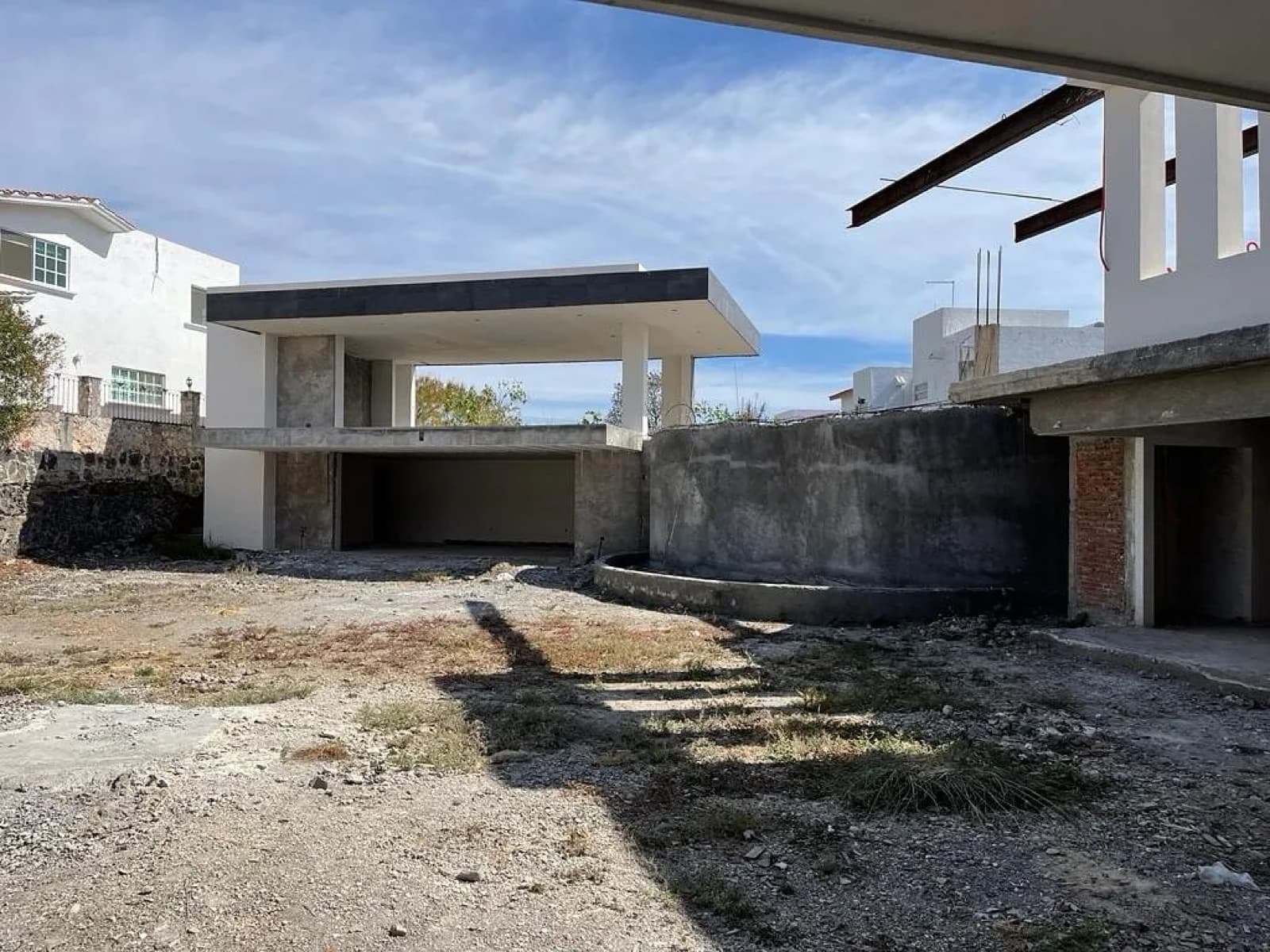 House for Sale in Lomas de Cocoyoc, Morelos