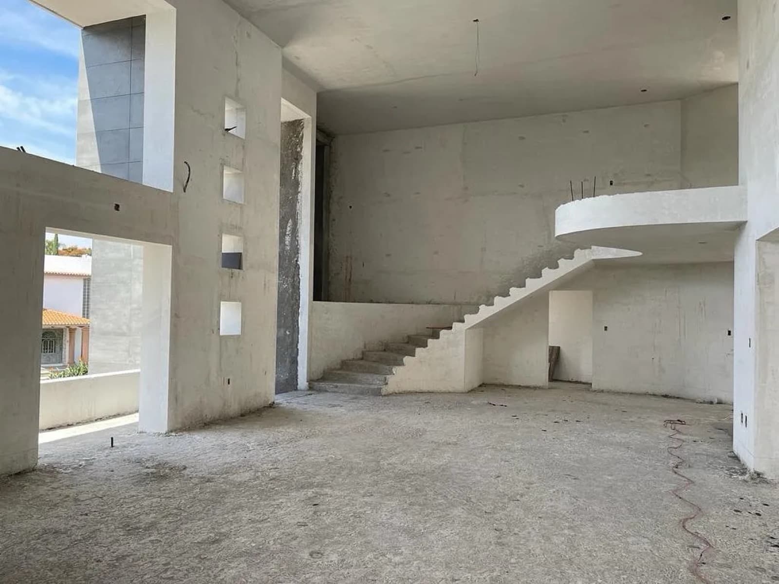 House for Sale in Lomas de Cocoyoc, Morelos