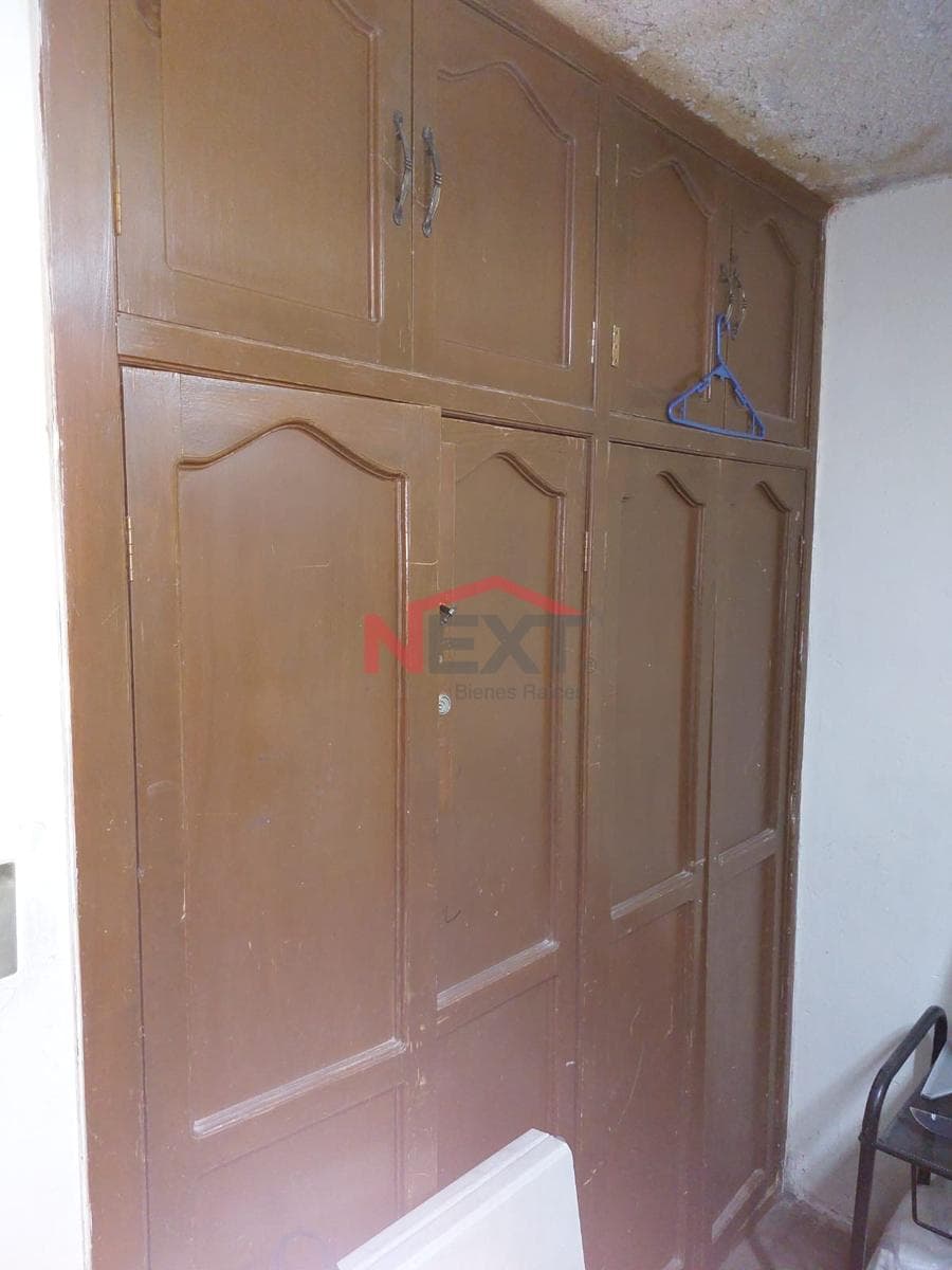 HOUSE FOR SALE LOCATED IN THE MIRAVALLE NEIGHBORHOOD