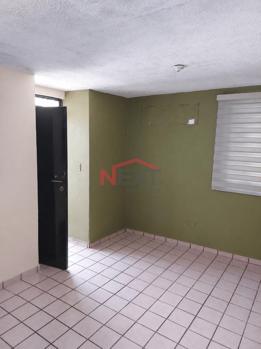 HOUSE FOR SALE LOCATED IN THE MIRAVALLE NEIGHBORHOOD