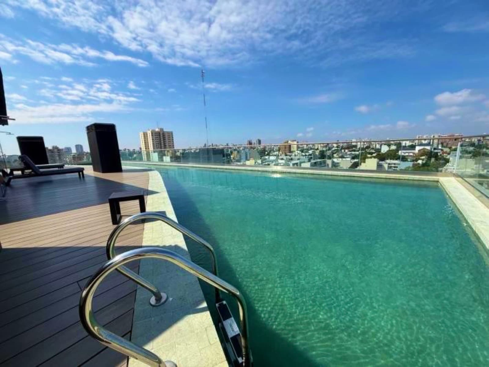 2-Bedroom Sky Category Apartment with Full Amenities!! - Saavedra