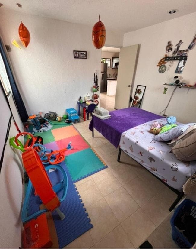 House in the Los Héroes Subdivision