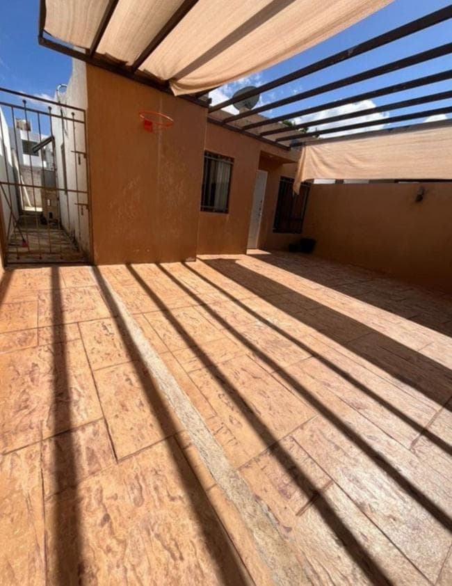 House in the Los Héroes Subdivision