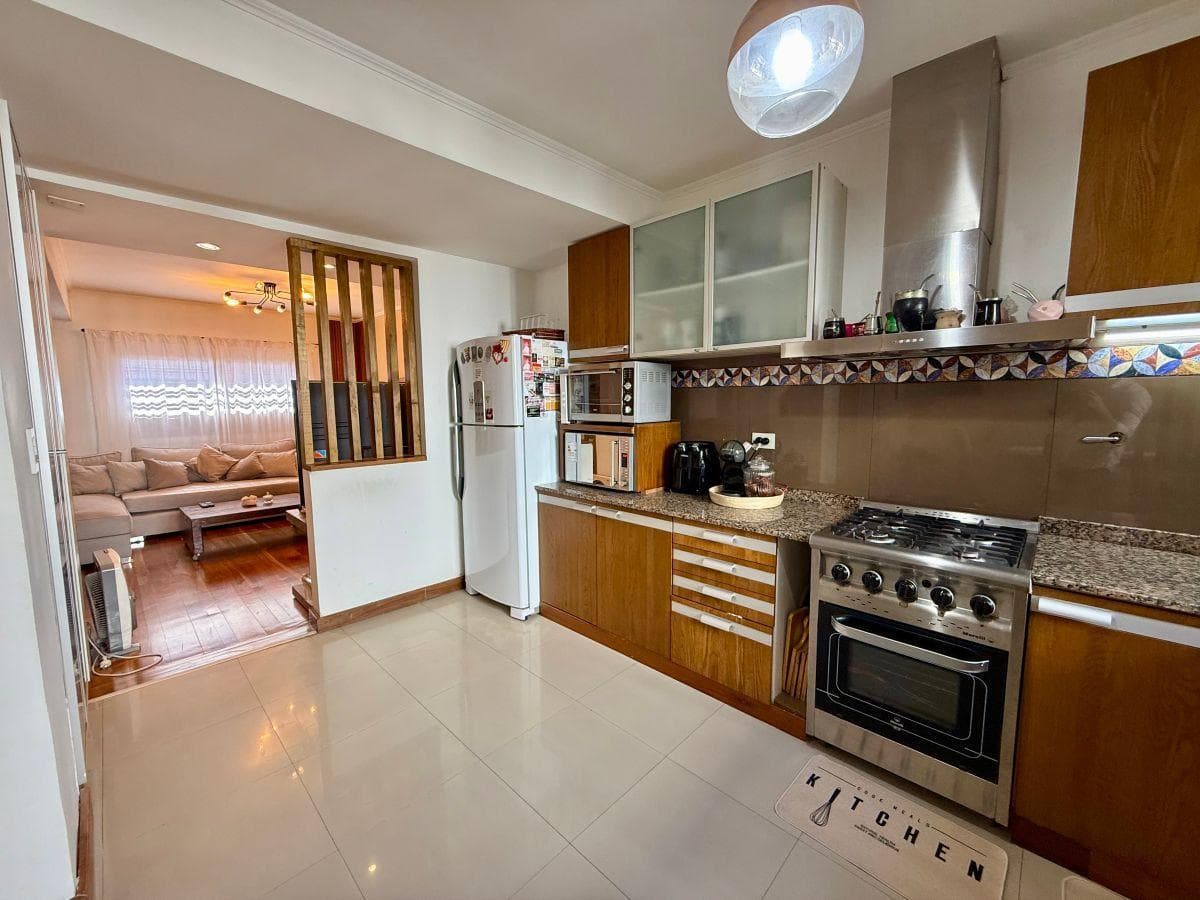 House for sale, 4 rooms, renovated, credit available, San Fernando