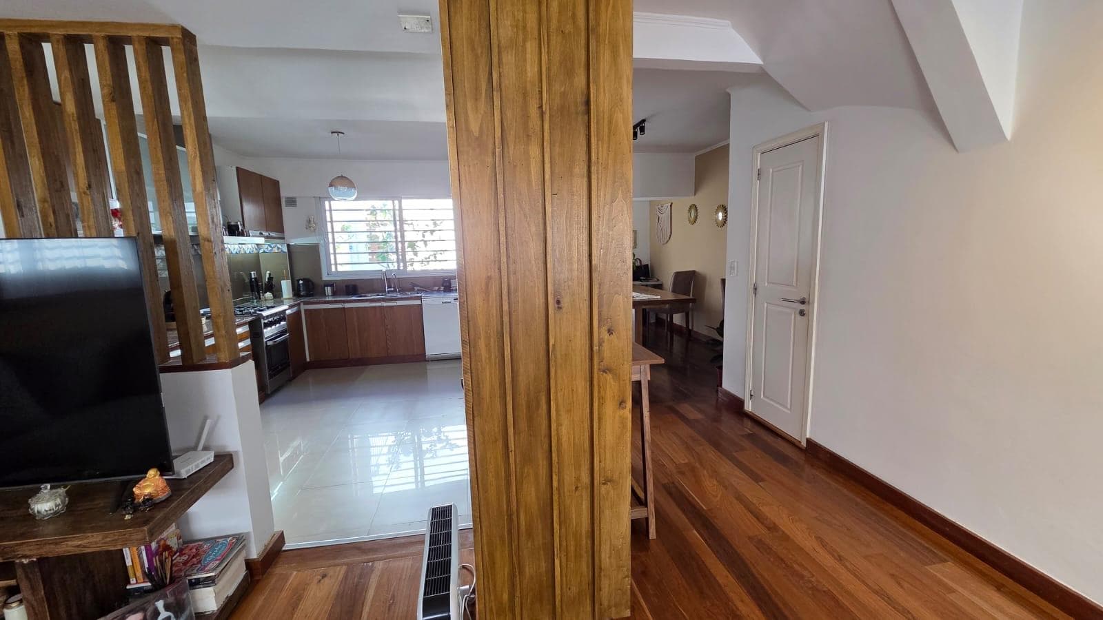 House for sale, 4 rooms, renovated, credit available, San Fernando