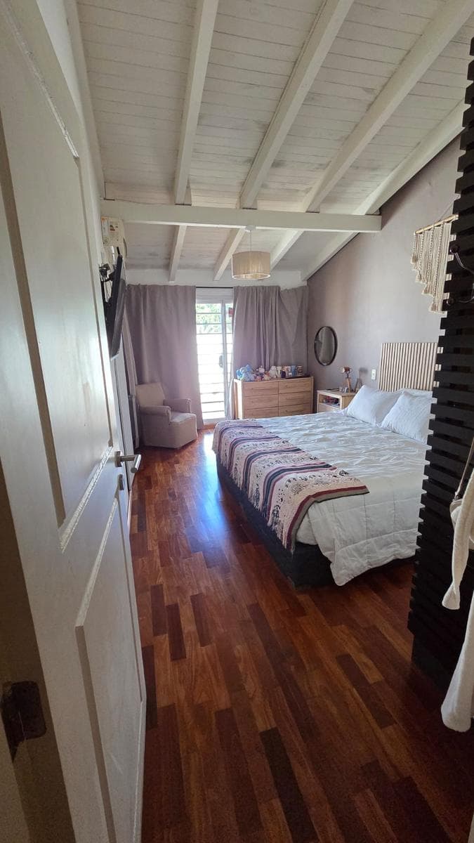 House for sale, 4 rooms, renovated, credit available, San Fernando