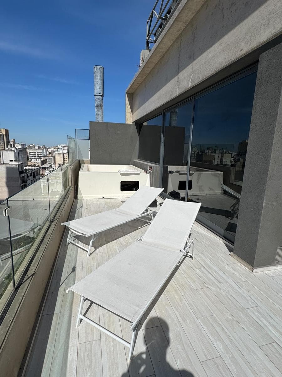 Piso exclusivo premiumde 3 dormitorios con pileta en balcón y parrillero - Zona Río Rosario