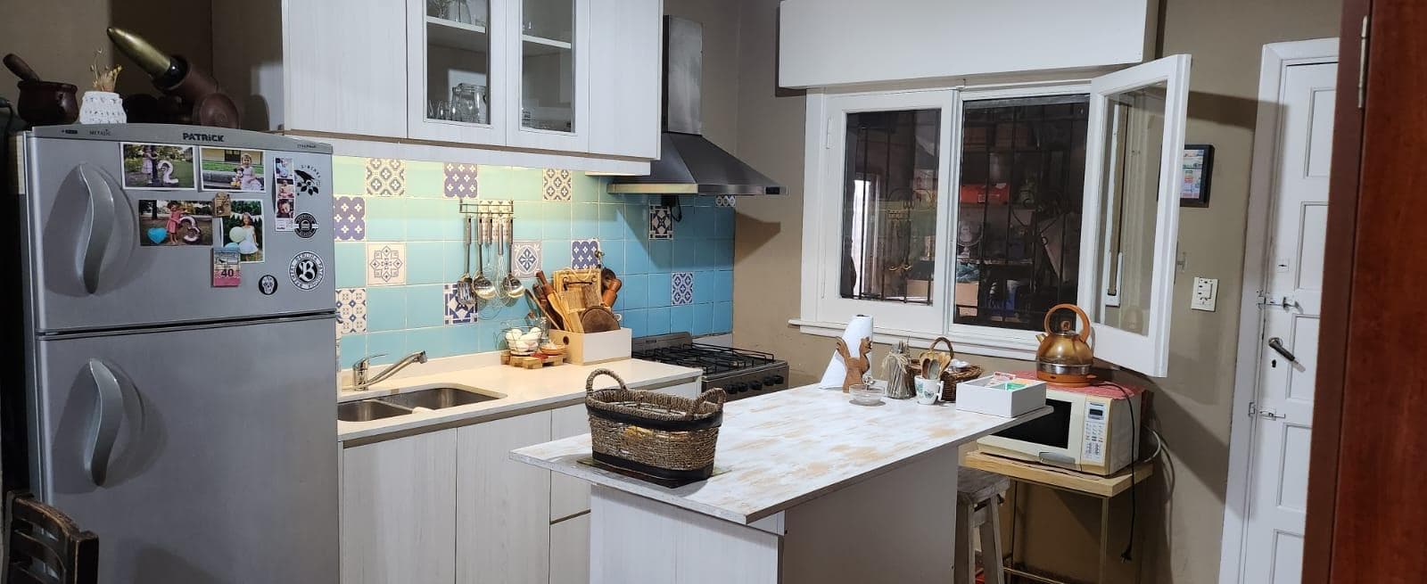 HOUSE FOR SALE IN QUILMES
