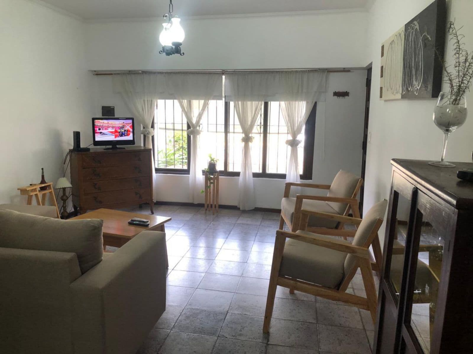 House - Benavidez