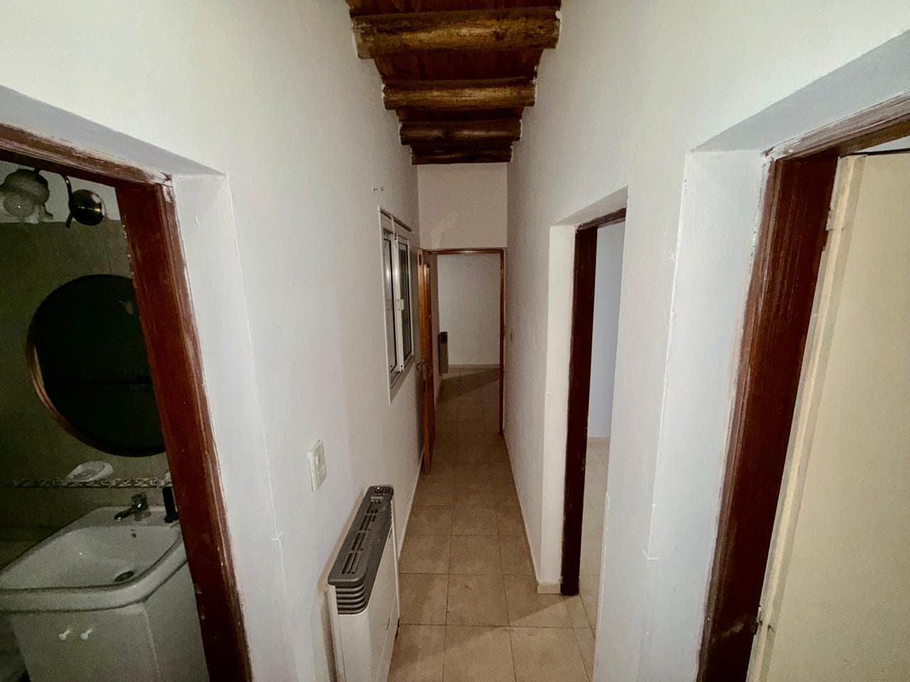 3-Bedroom, 2-Bathroom House in the Furlotti Neighborhood with a Garage