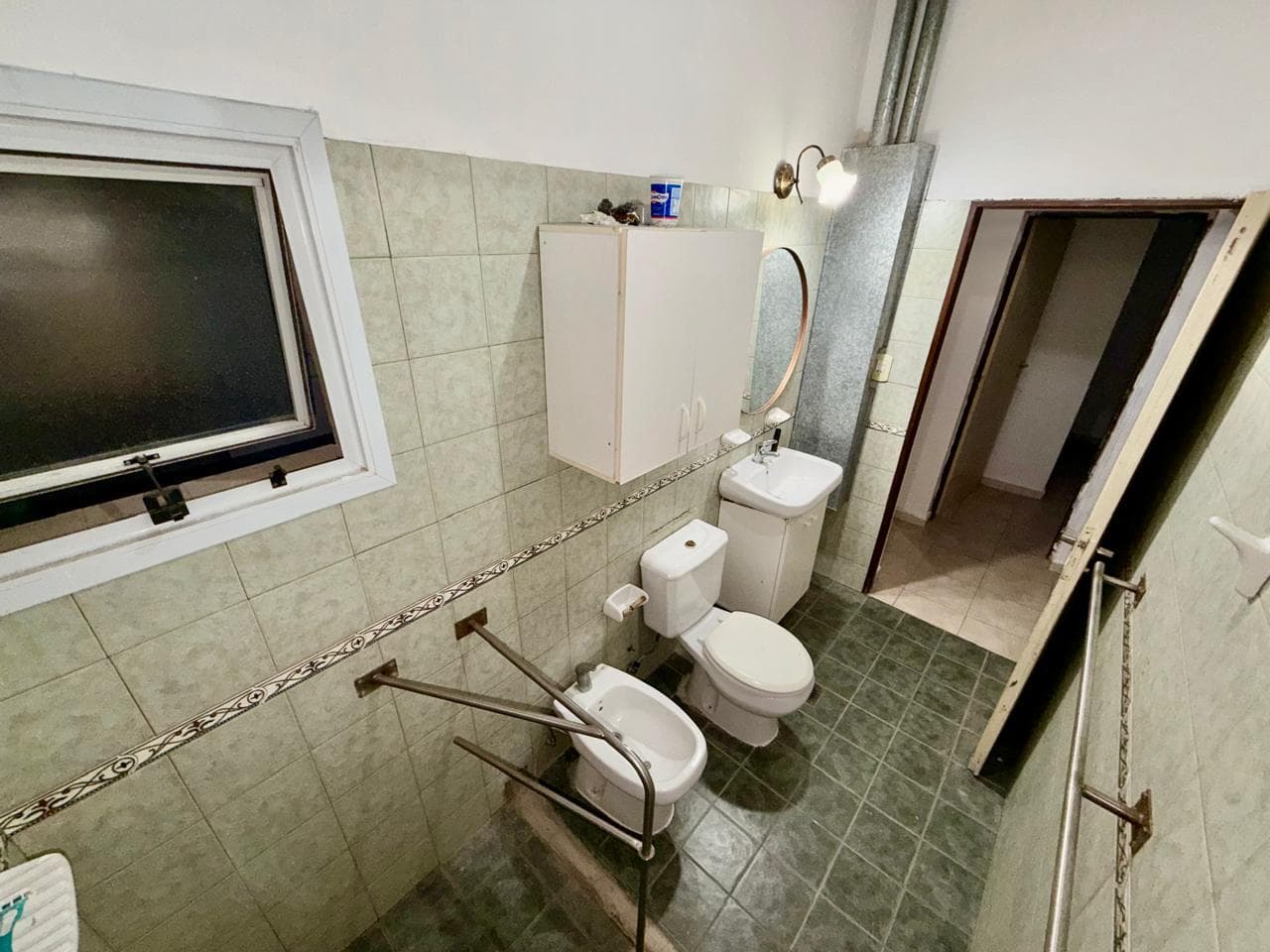 3-Bedroom, 2-Bathroom House in the Furlotti Neighborhood with a Garage