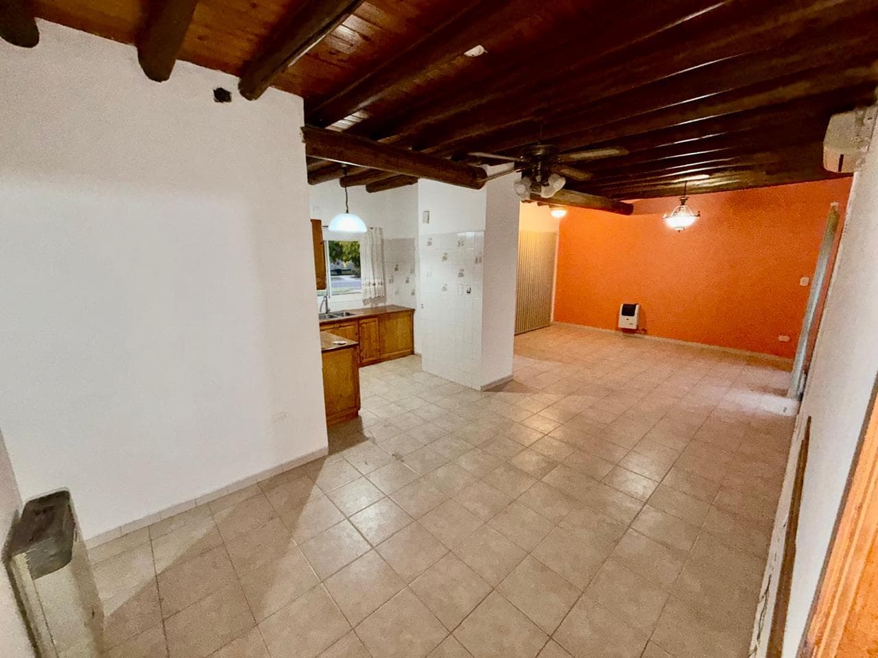 3-Bedroom, 2-Bathroom House in the Furlotti Neighborhood with a Garage