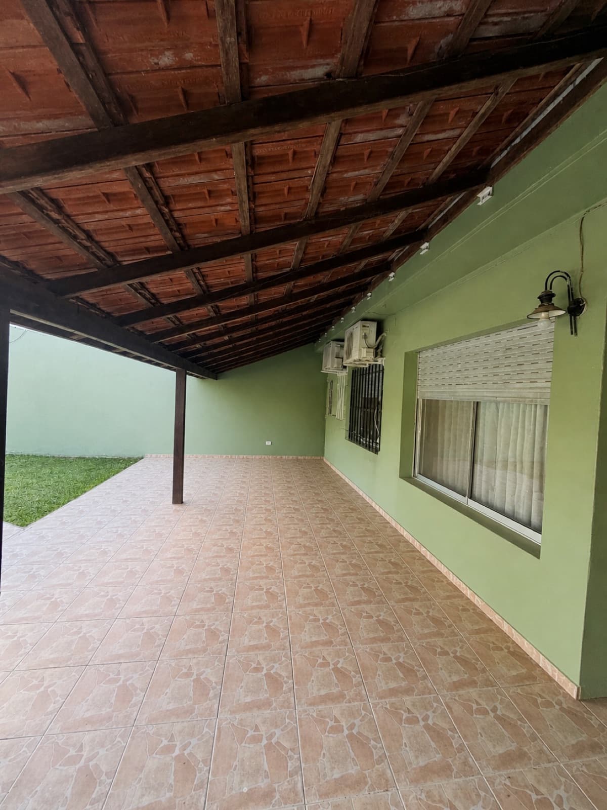 OPPORTUNITY: House for sale in the Alberdi neighborhood, with a pool, semi-covered barbecue area, and three bedrooms.