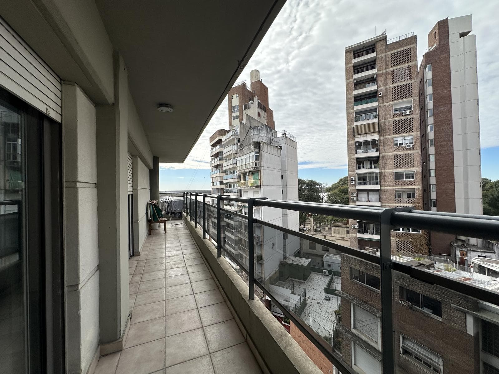 Premium Two-Bedroom Apartment for Sale with Garage and Amenities. Parque España