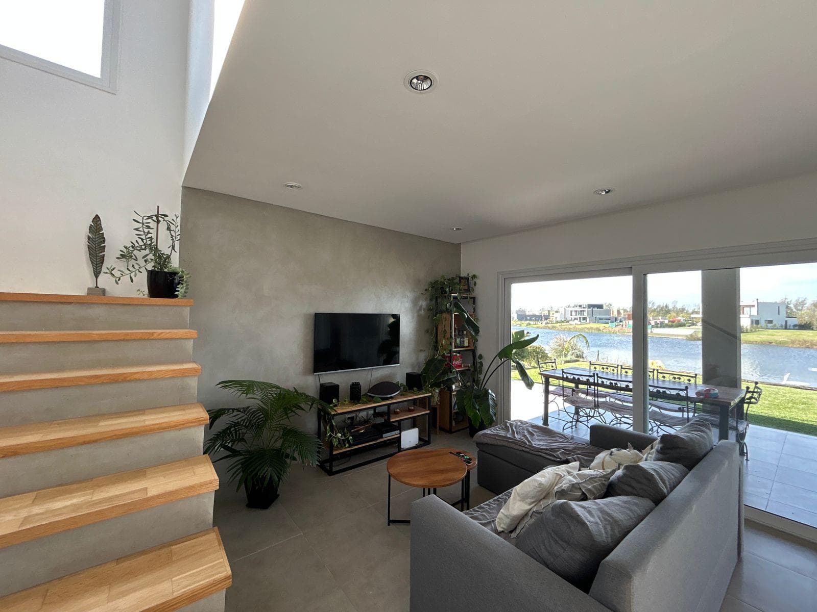 House for Sale in La Laguna, El Naudir - Private Water Supply