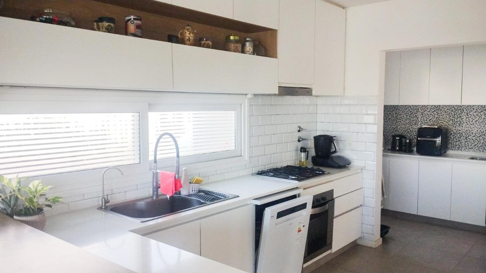 House for Sale in La Laguna, El Naudir - Private Water Supply