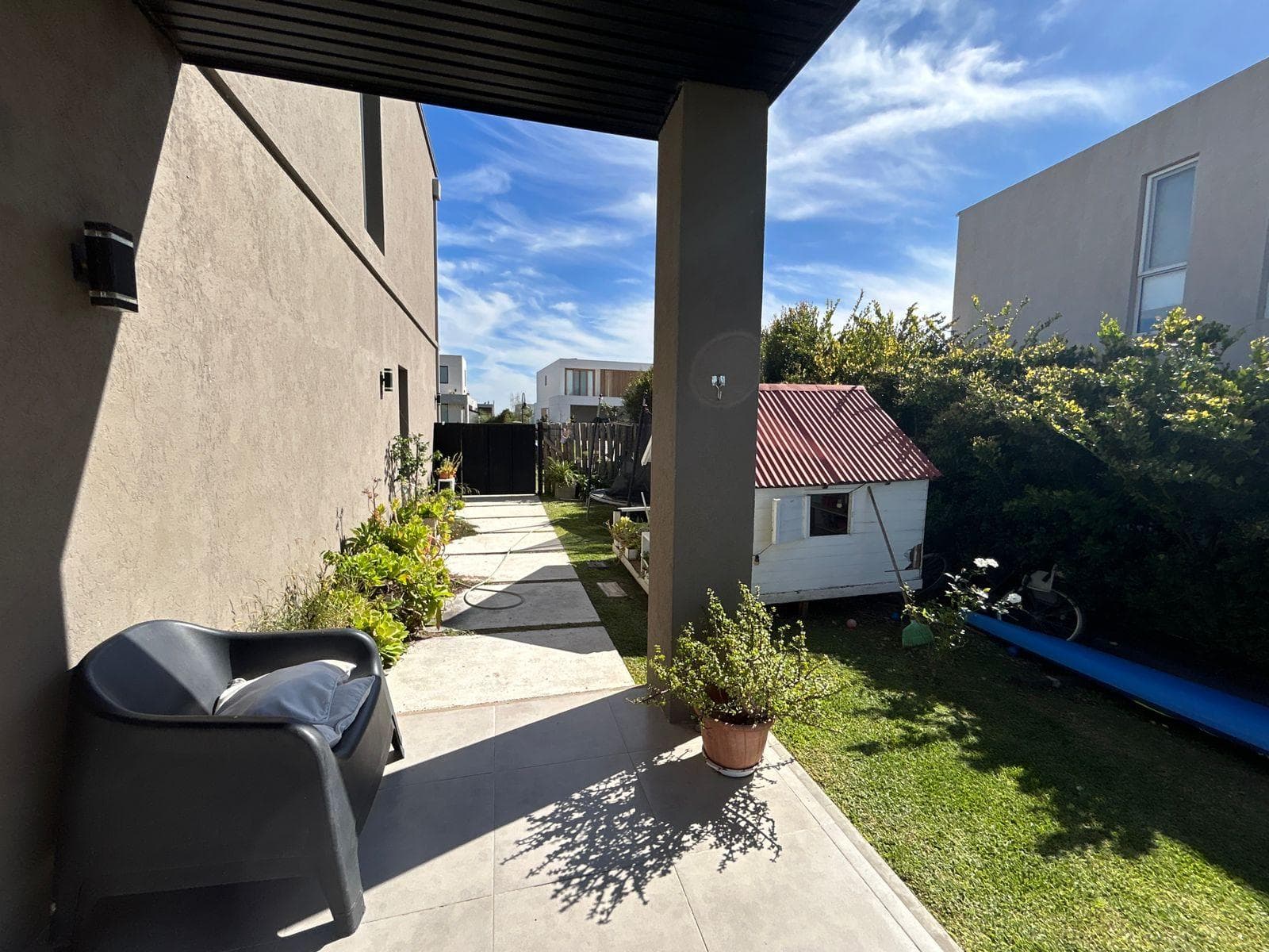 House for Sale in La Laguna, El Naudir - Private Water Supply