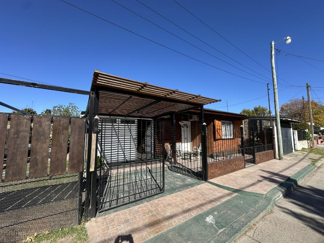 House in Roldán