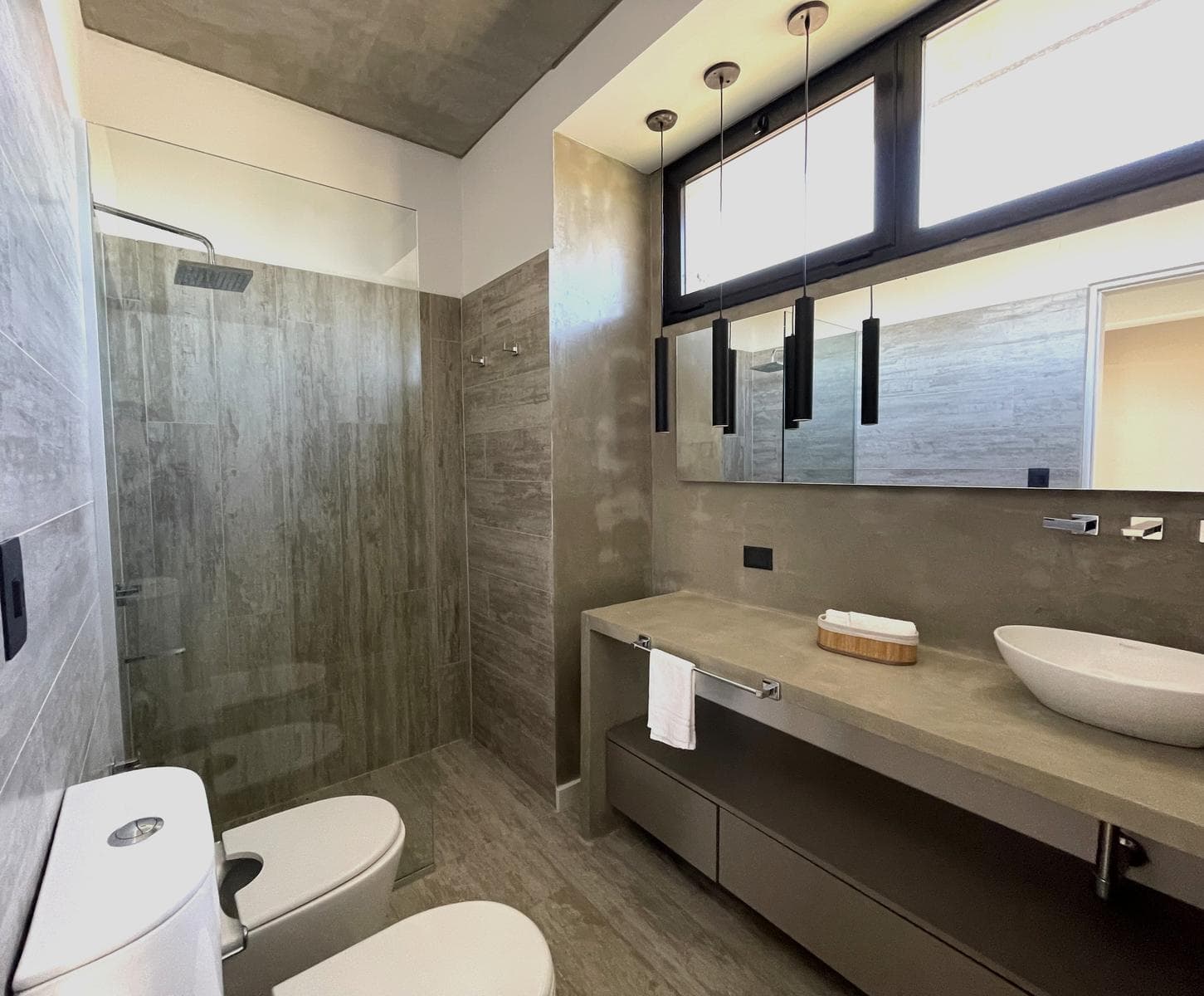 House for Sale in La Laguna, El Cantón - Islas, Escobar / Financing Available
