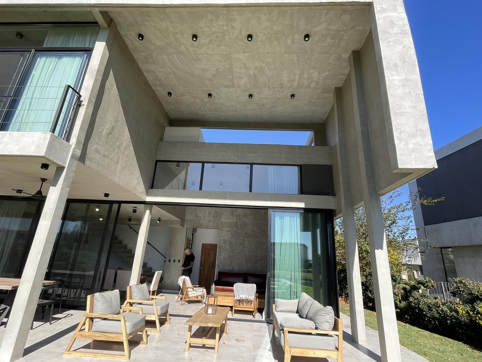 House for Sale in La Laguna, El Cantón - Islas, Escobar / Financing Available