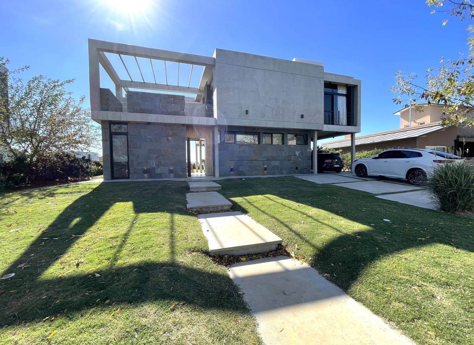 House for Sale in La Laguna, El Cantón - Islas, Escobar / Financing Available