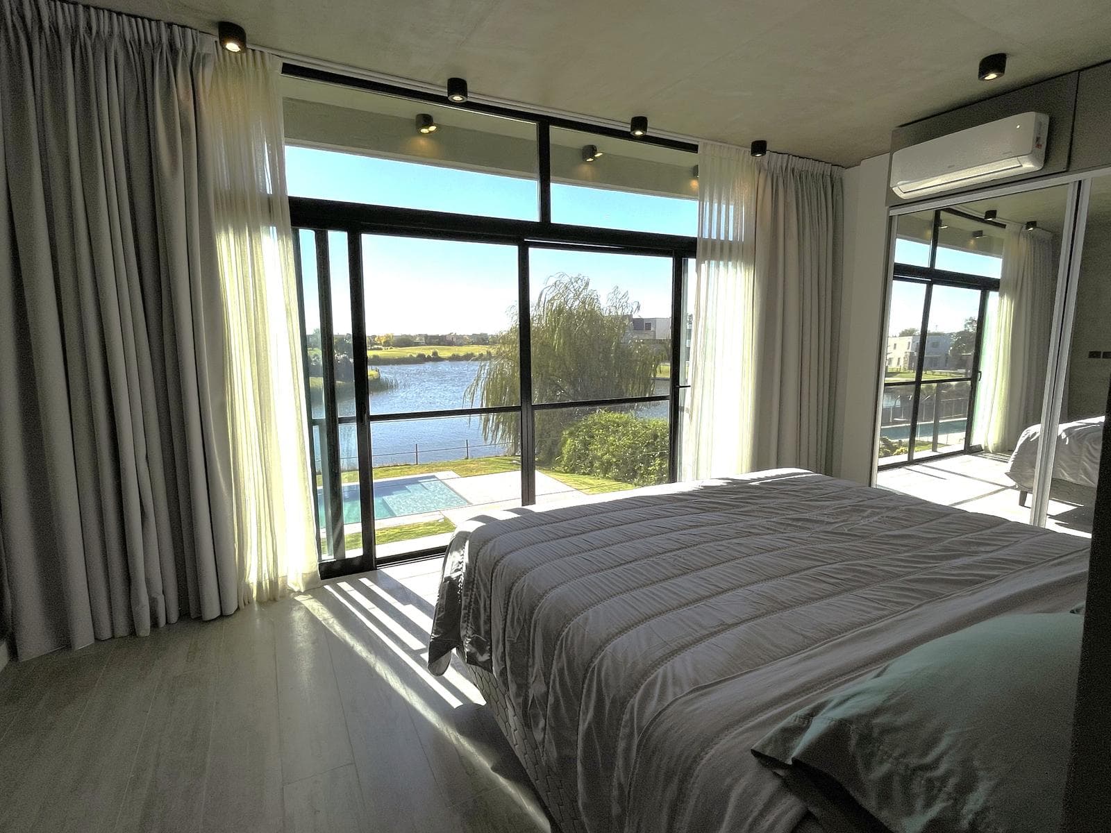 House for Sale in La Laguna, El Cantón - Islas, Escobar / Financing Available