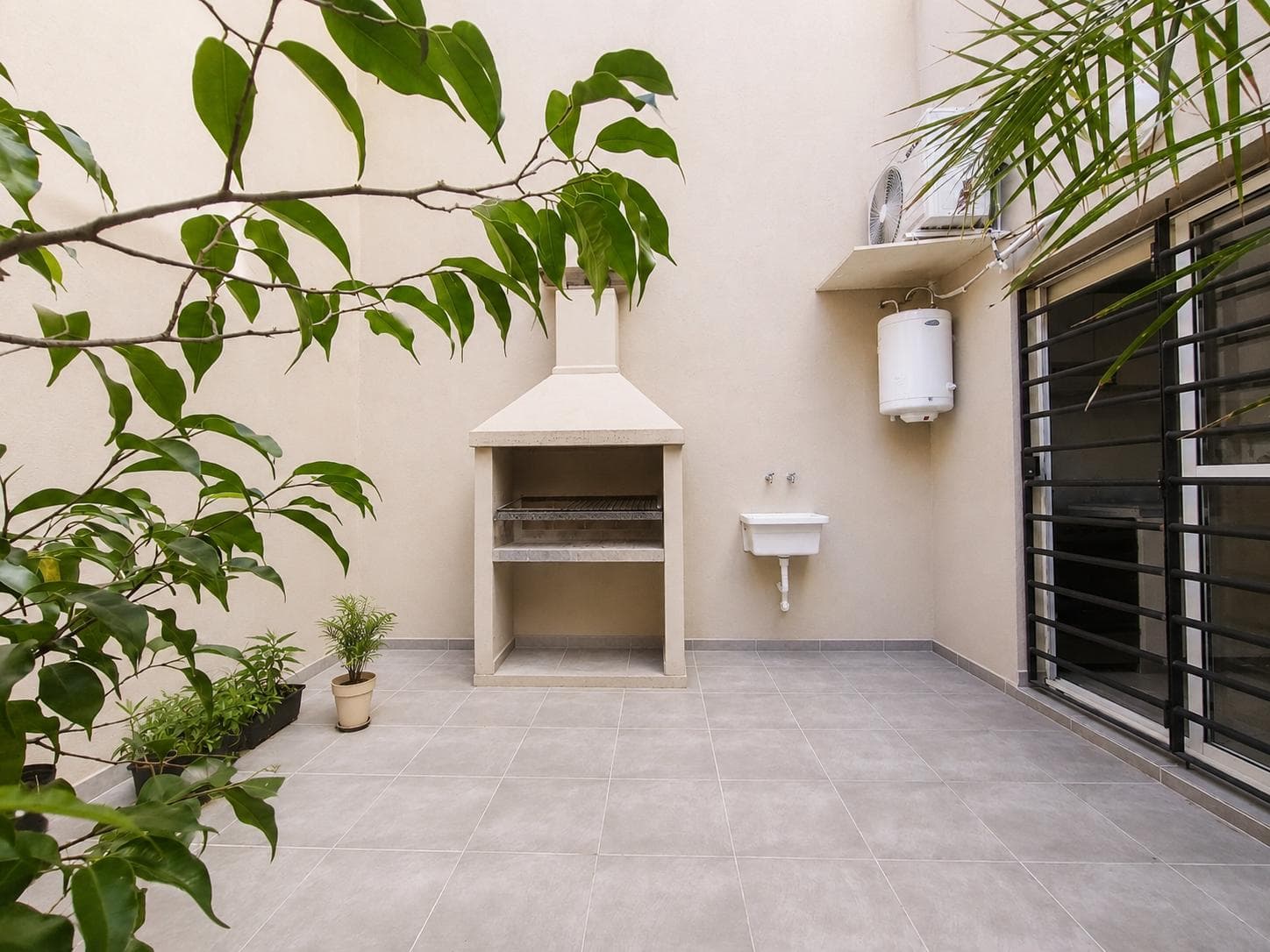 FOR SALE: 2-ROOM APARTMENT IN VILLA DEVOTO, GROUND FLOOR WITH PATIO
