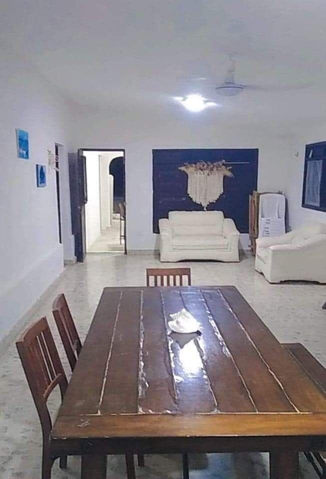 ONE-STORY HOUSE FOR SALE, 2 BEDROOMS, LARGE POOL, 729 M2 LOT, OCEANFRONT, CHELEM, PROGRESO