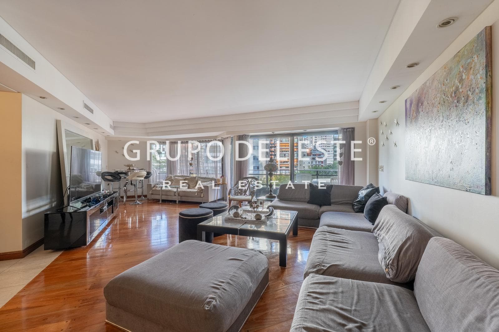 Apartment: 4-Room Apartment in Palermo Chico with Service Quarter and Amenities at Torre Brukman