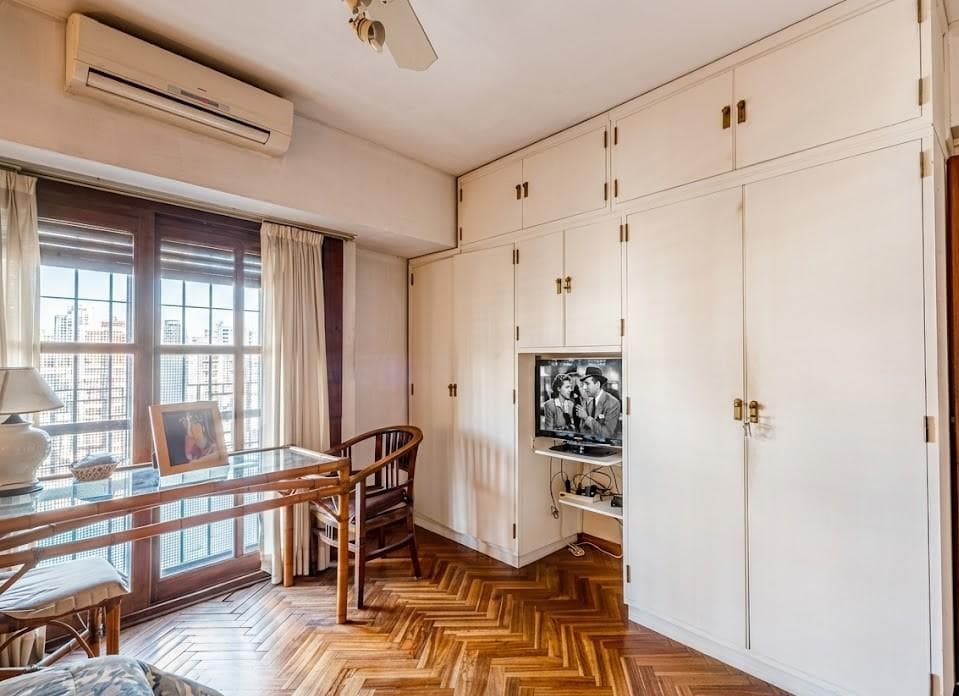 5-Room Apartment for Sale in Belgrano