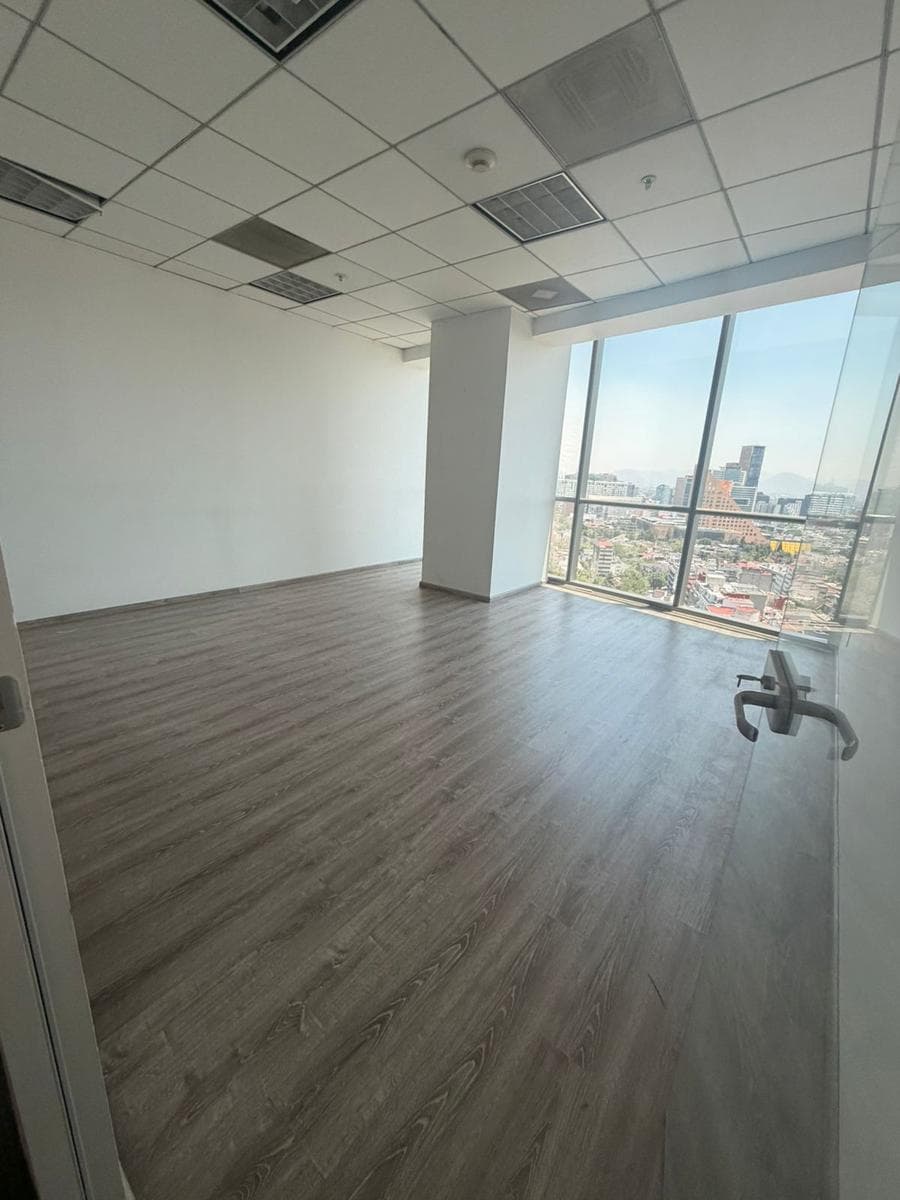 Office in Lomas de Chapultepec