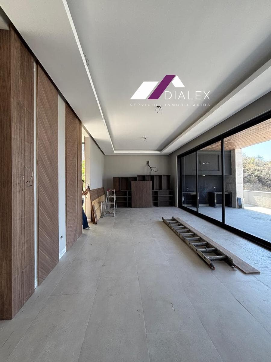 FOR SALE: 3-Story House in the Castaños del Vergel Subdivision - NATIONAL HIGHWAY ROOF TOP with barbecue