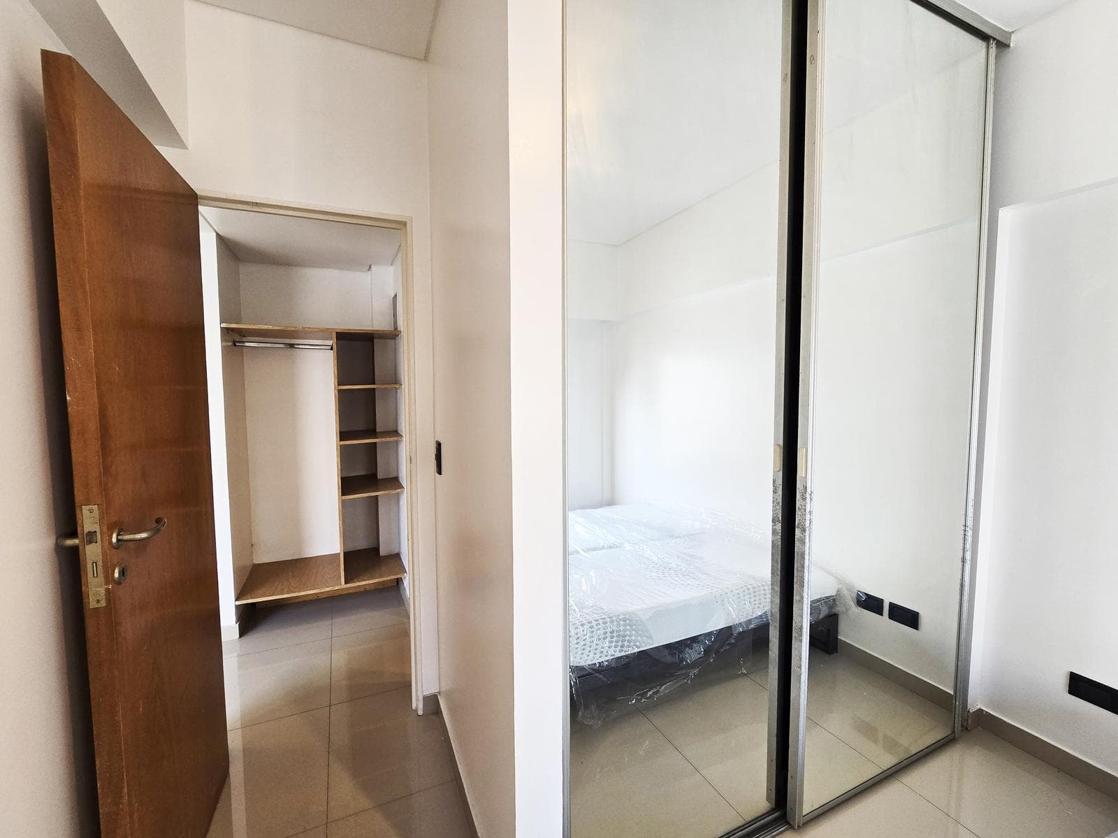 Two-room apartment for rent in Cañitas with a terrace-style balcony