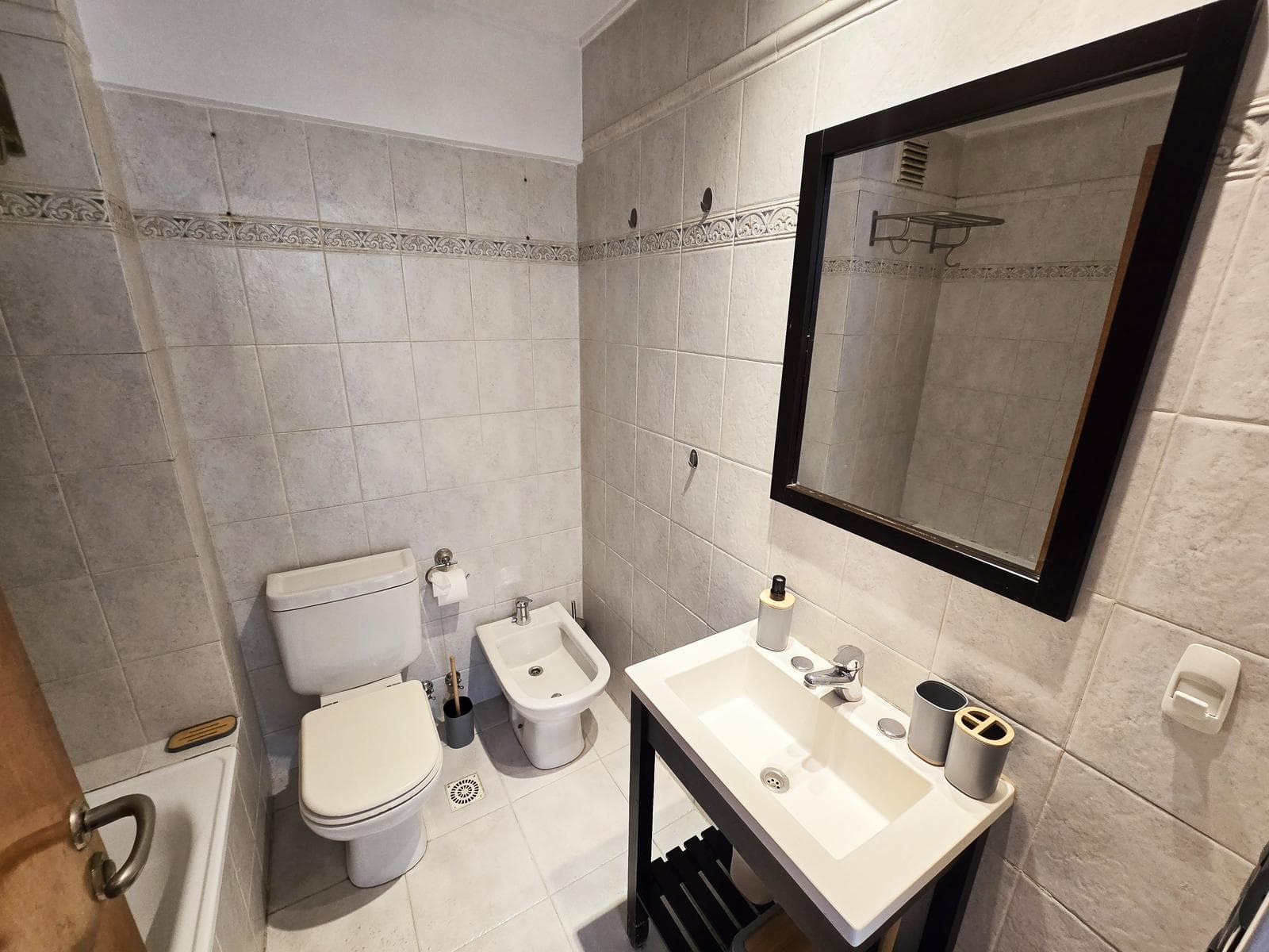 Two-room apartment for rent in Cañitas with a terrace-style balcony