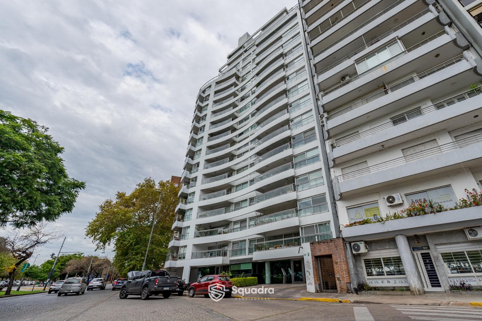 FOR SALE | TRADE-IN - Exclusive 3-bedroom apartment with amenities - Downtown Río - QUALIFIES FOR MORTGAGE.