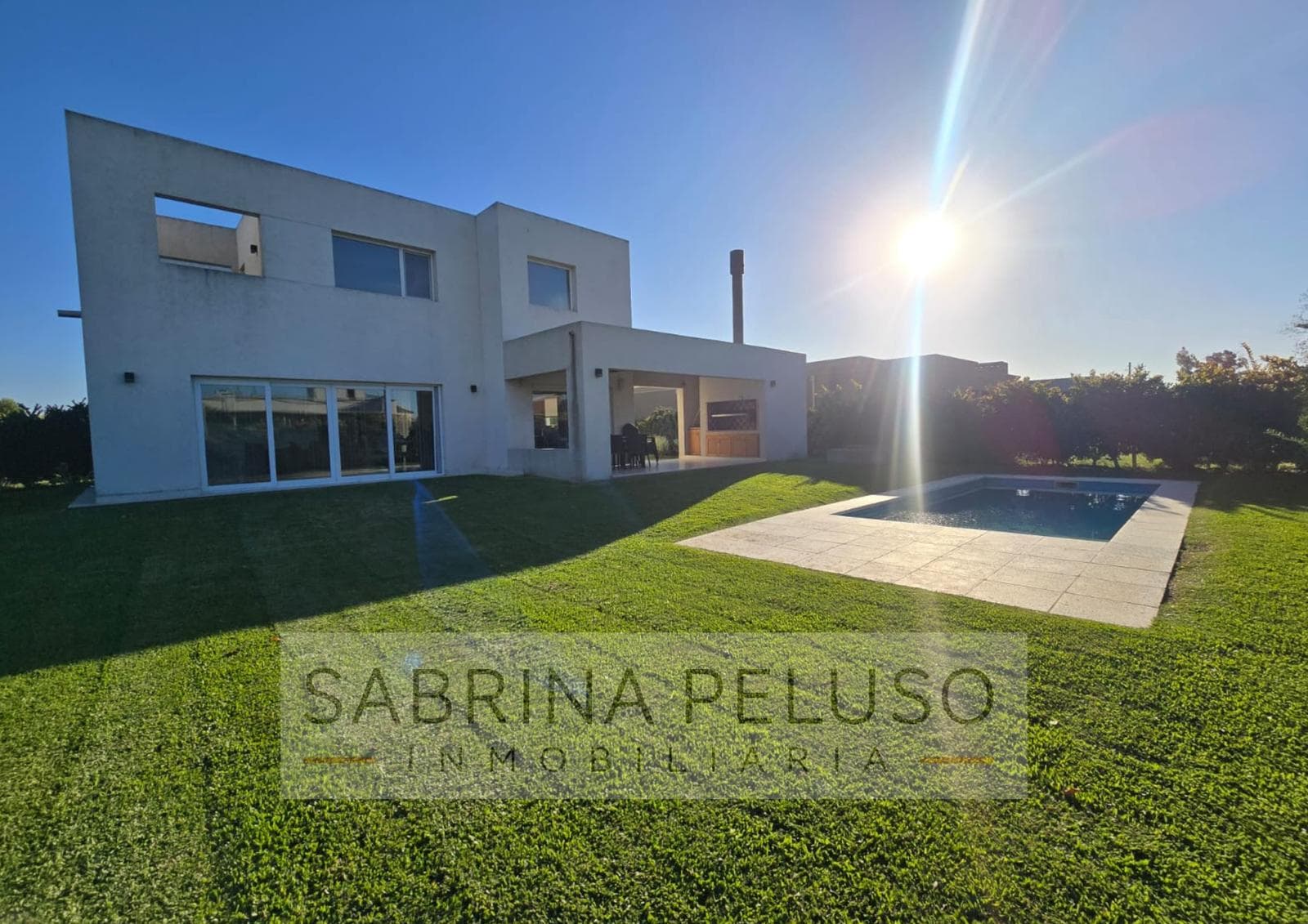 HOUSE FOR SALE IN PRADOS DEL OESTE I – 4 ROOMS WITH POOL – FINANCING AVAILABLE