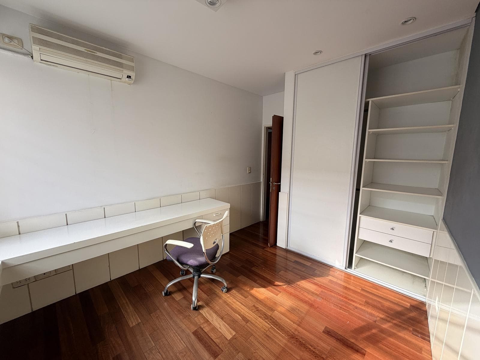 Triplex for Sale in Chacarita