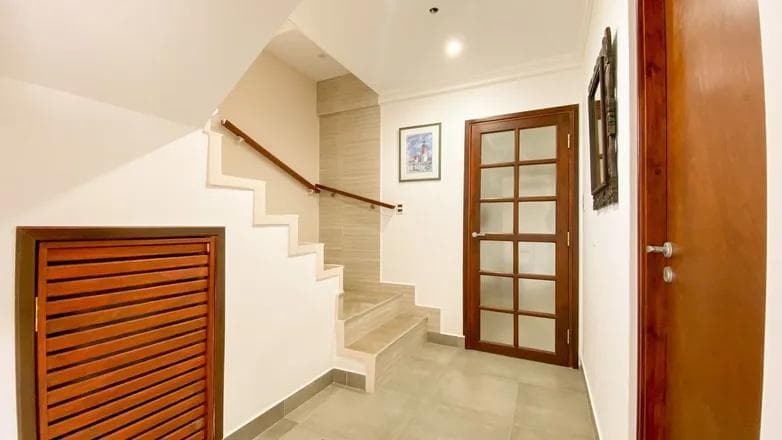 Casa 4 ambientes y terreno en punta mogotes