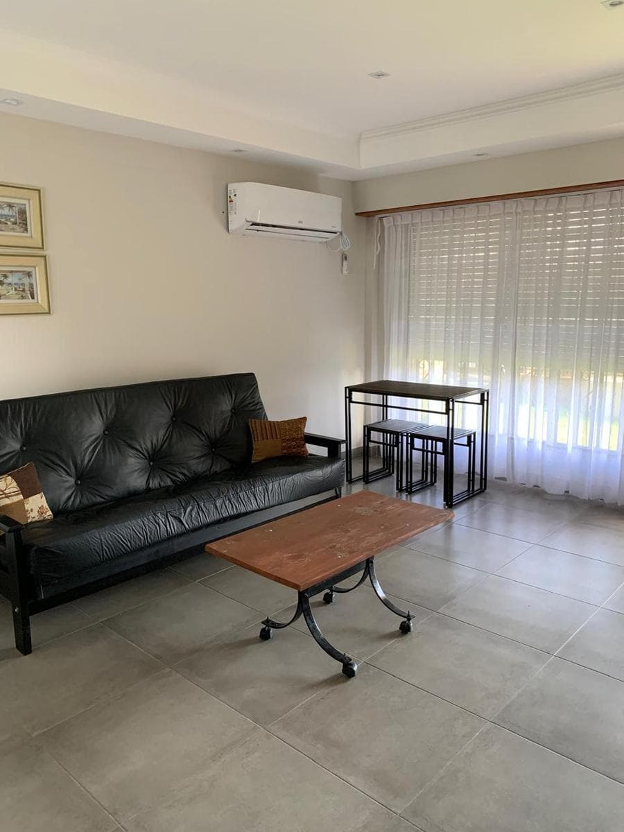 Casa 4 ambientes y terreno en punta mogotes