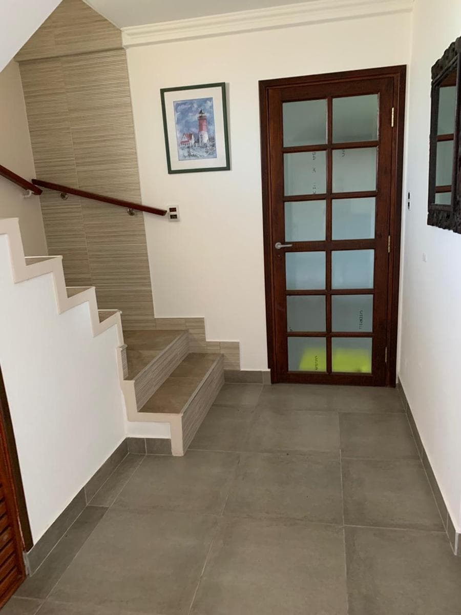 Casa 4 ambientes y terreno en punta mogotes