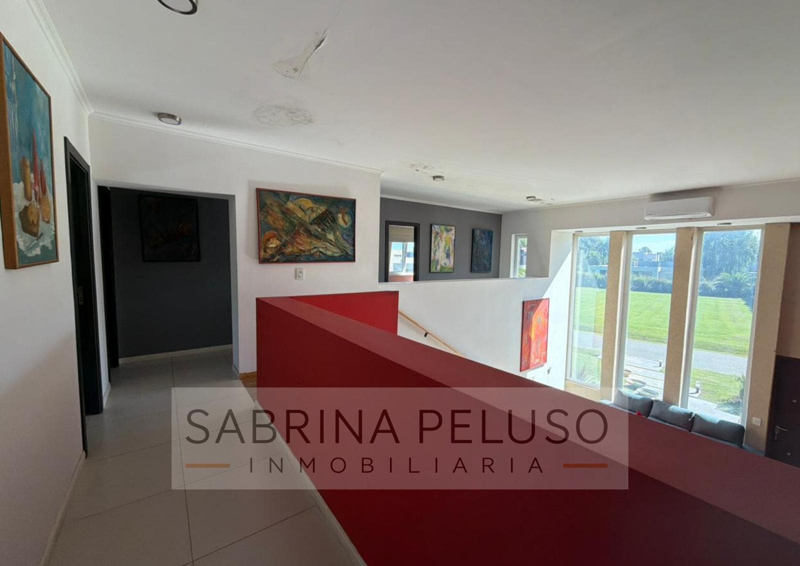 House for Sale in Prados del Oeste: 6 Rooms, Pool, Double-Height Ceiling, Financing Available