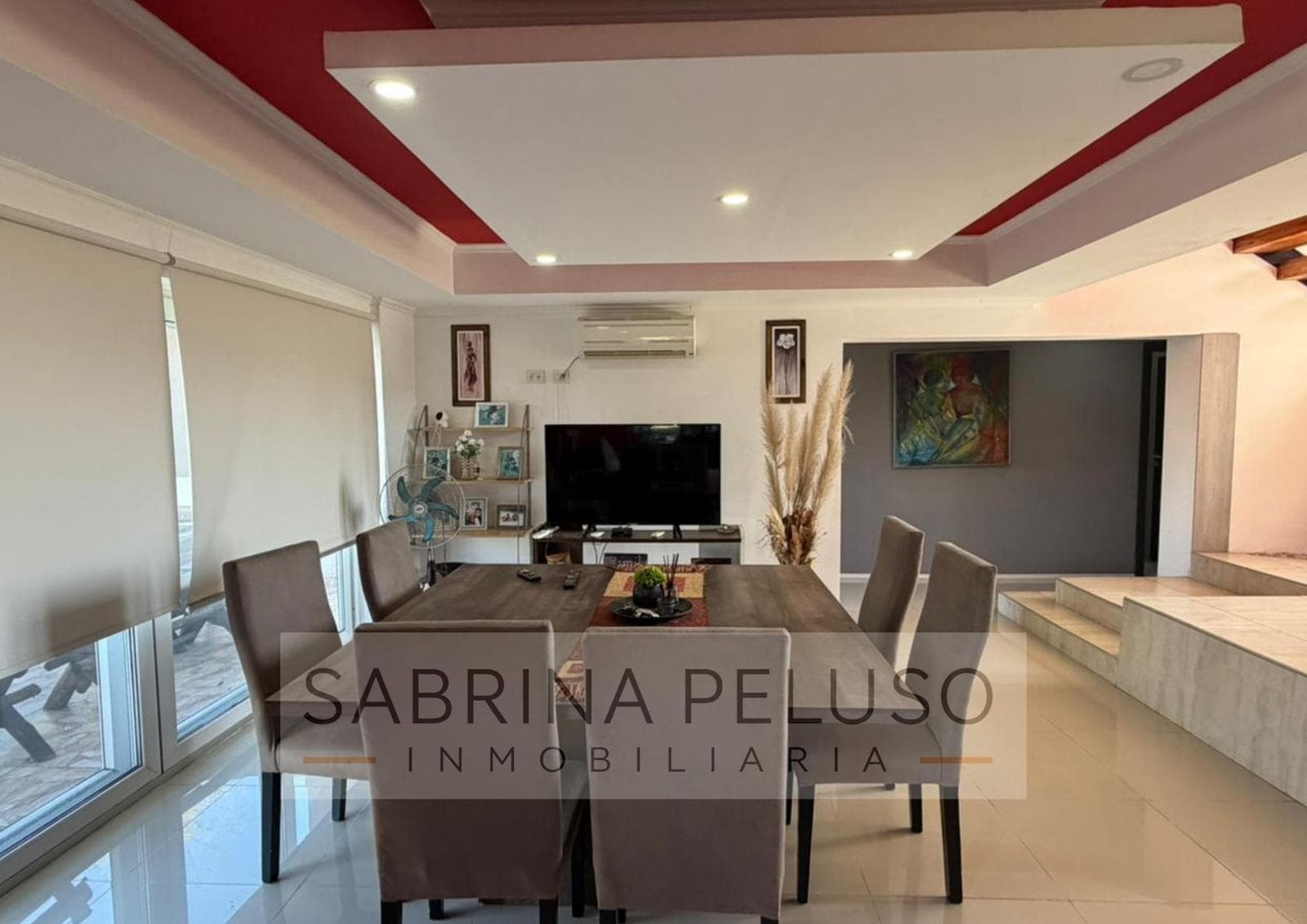 House for Sale in Prados del Oeste: 6 Rooms, Pool, Double-Height Ceiling, Financing Available